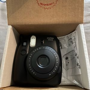 FujiFilm Instax Mini 8 Camera